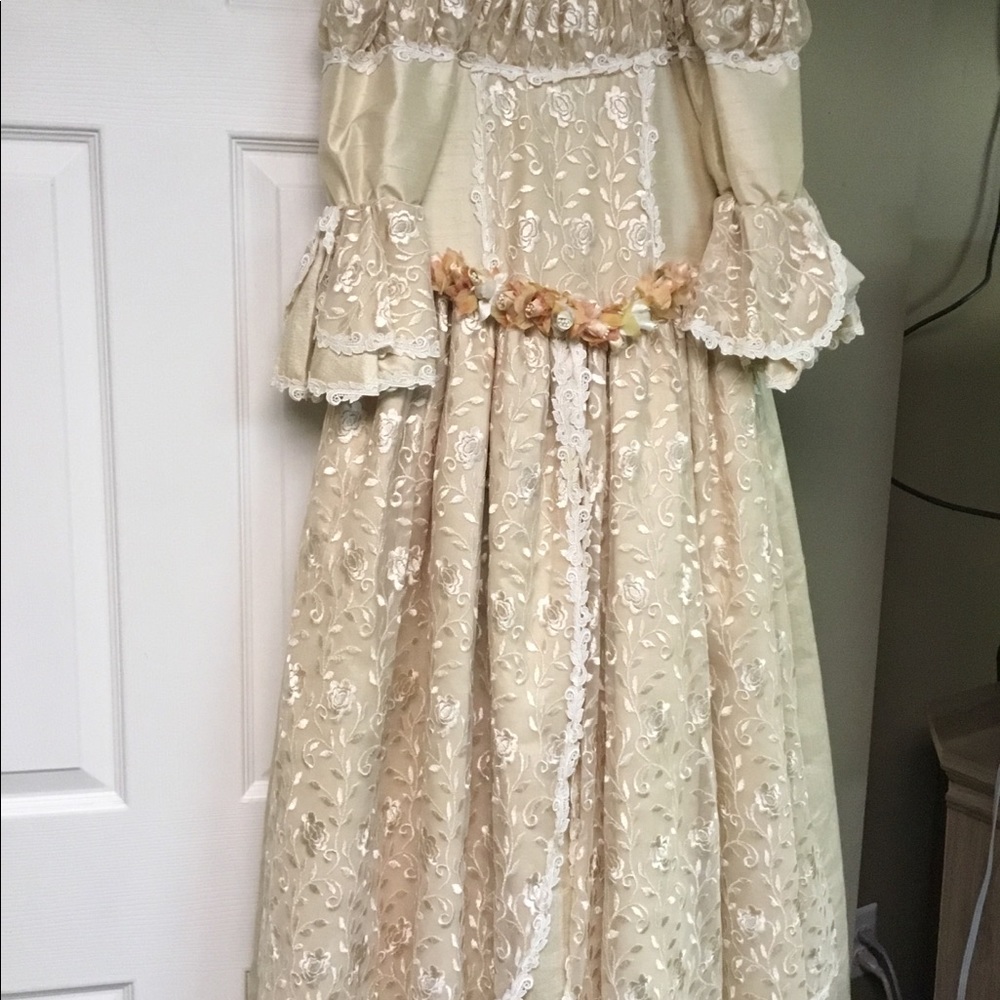 Communion dresses - Picture 7 of 8